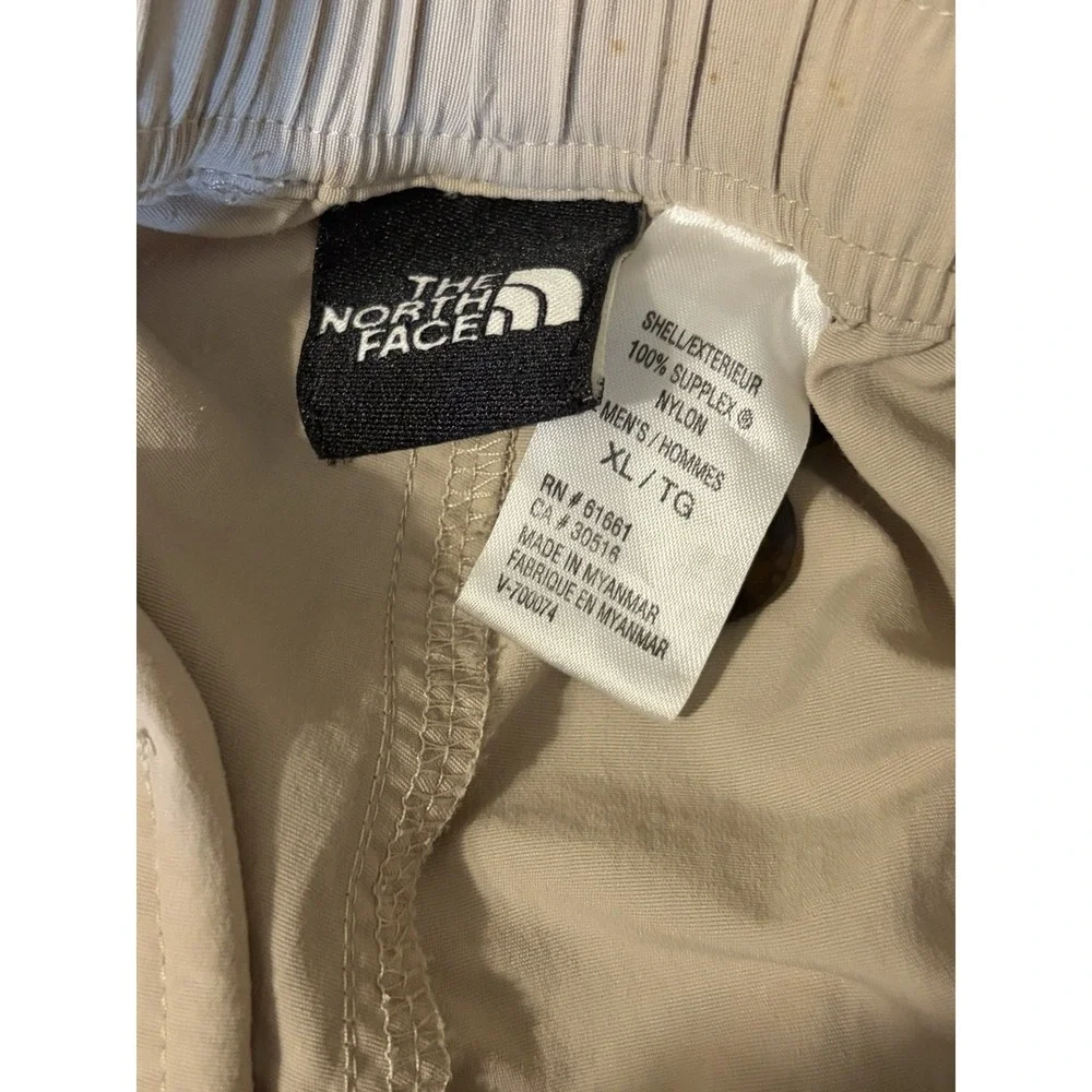The North Face Pants Mens XL Beige Nylon Convertible Zip Off Hiking Belt